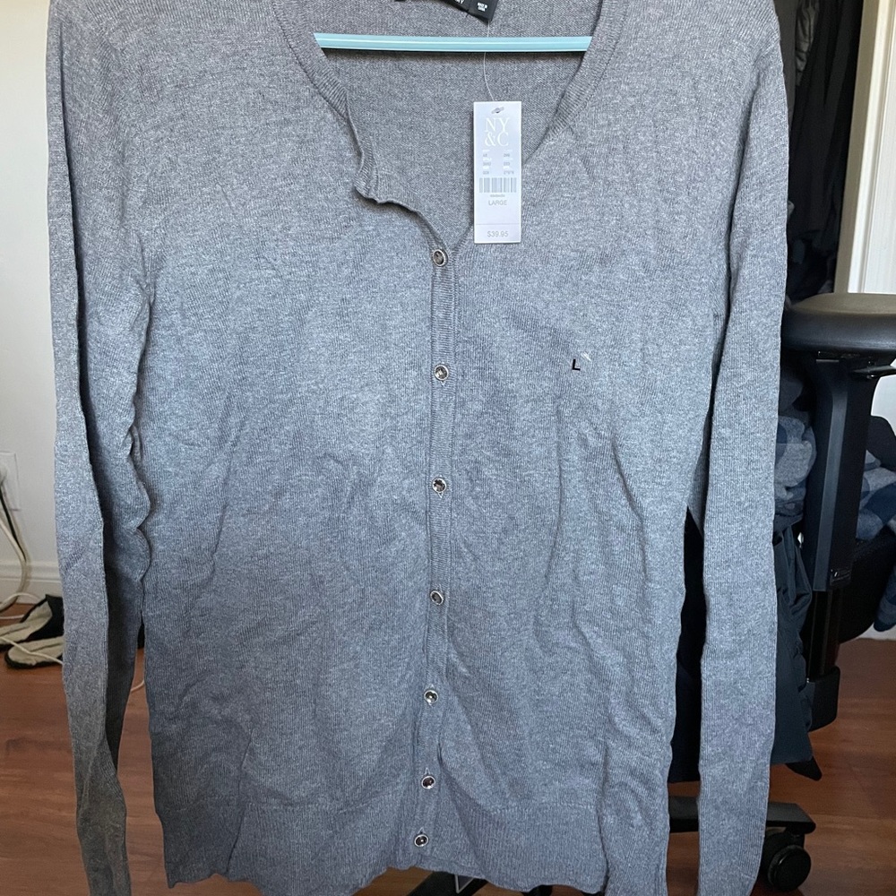 Grey cardigan. Button up